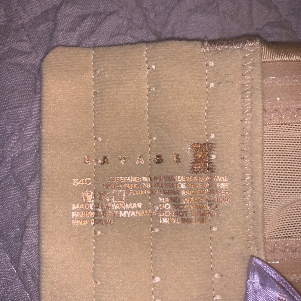 Bras - Picture 5 of 6